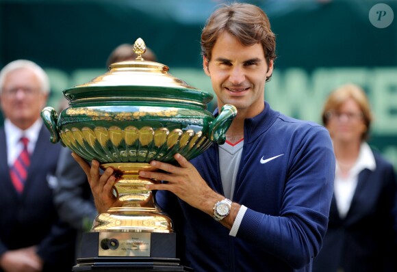 Roger Federer après sa victoire lors du Gerry Weber Open de Halle, le 15 juin 2014