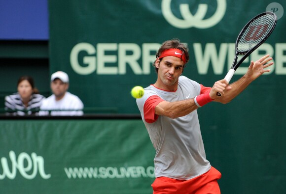 Roger Federer victorieux lors du Gerry Weber Open de Halle, le 15 juin 2014