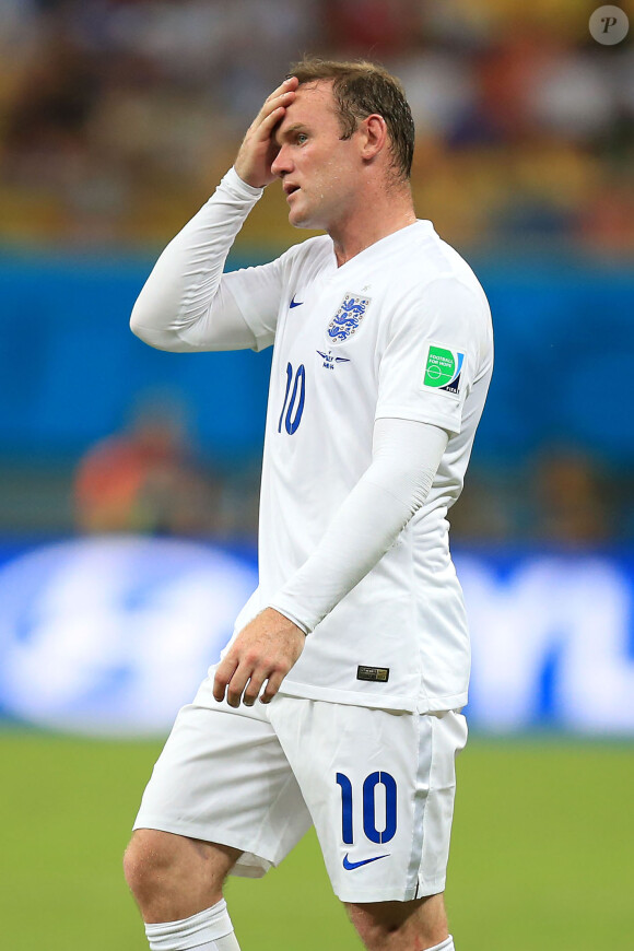 Wayne Rooney aprèsb le match perdu par l'Angleterre face à l'Italie (2-1) à Manaus, le 14 juin 2014