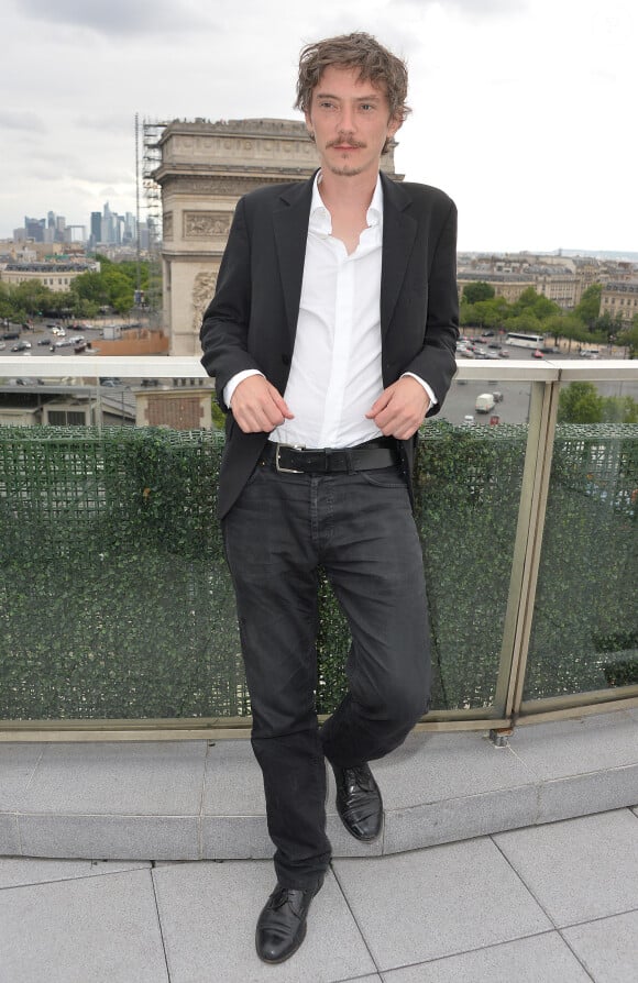Exclusif - Swann Arlaud - Les acteurs et les invités du film "Bon rétablissement !" sur la terrasse du Publicis et à l'avant-première du film lors du 3e Champs-Elysées Film Festival à Paris, le 16 juin 2014.
