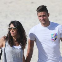 Mondial 2014 : Olivier Giroud et Bacary Sagna avec leurs chéries à la plage