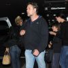 Russell Crowe, son ex-femme Danielle Spencer et leurs fils Charles et Tennyson arrivent à Los Angeles, le 26 juin 2014.