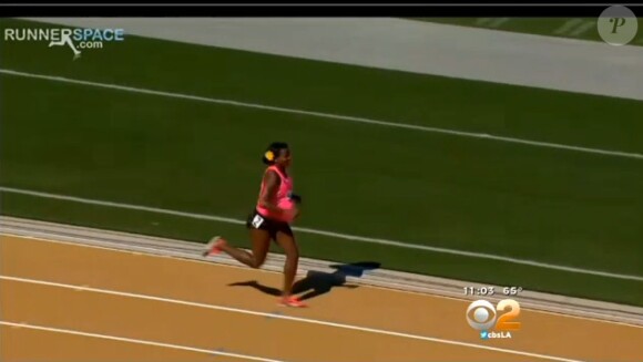 Alysia Montano, enceinte de 8 mois, court un 800m à Sacramento le 26 juin 2014.