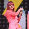 Lily Allen sur la scène du festival de Glastonbury, le vendredi 27 juin 2014.