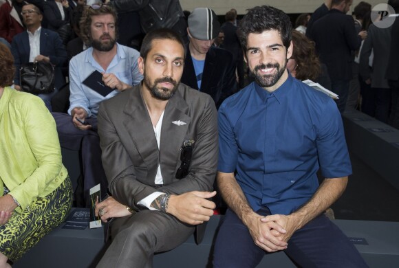 Ben Gorhan et Miguel Angel Munoz - Défilé Dior Homme printemps-été 2015 au Tennis Club de Paris, le 28 juin 2014.