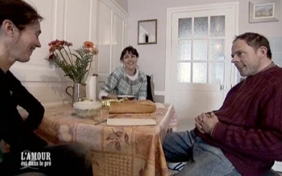 Magalie, Sylvie et Freddy dans "L'amour est dans le pré" saison 5 sur M6.