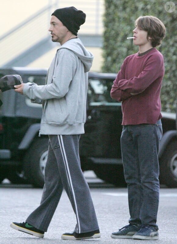 Robert Downey Jr. et son fils Indio à Santa Monica le 14 décembre 2007.