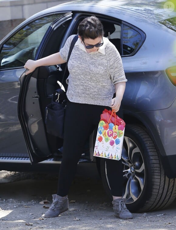 Ginnifer Goodwin s'est offert une sortie avec son mari Josh Dallas et leur bébé Oliver, à une fête d'anniversaire à Los Angeles, le 29 juin 2014.