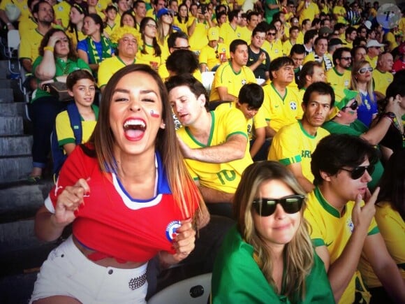 La journaliste et supportrice du Chili Jhendelyn Nunez pendant le match contre le Brésil le 28 juin 2014. 