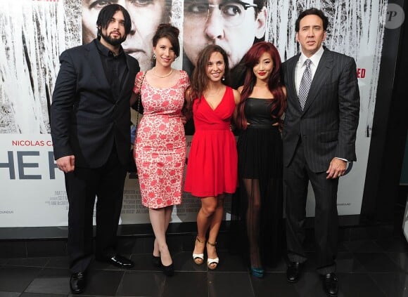 Weston Cage, son épouse Danielle, Natasha Coppola-Shalom, Nicolas Cage et son épouse Alice Kim à la première du film de "The Frozen Ground", à Londres le 17 juillet 2013.