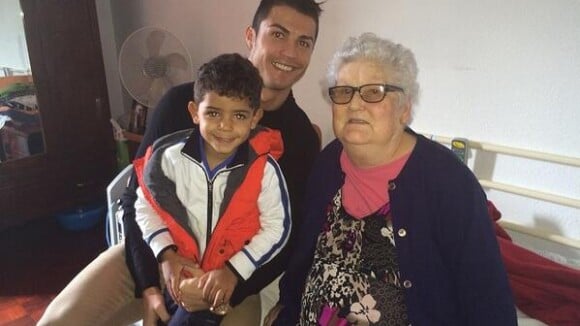 Cristiano Ronaldo en deuil : Sa grand-mère est morte, Irina Shayk à ses côtés