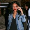 Rihanna dîne au restaurant Fogo De Chao à Rio de Janeiro avant de faire la fête au Morro da Urca, le 11 juillet 2014.