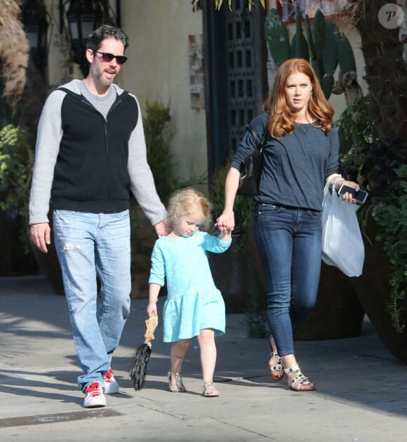 Exclusif - Amy Adams, son fiancé Darren Le Gallo et leur fille Aviana sont allés déjeuner au restaurant El Compadre à Los Angeles le 13 avril 2014