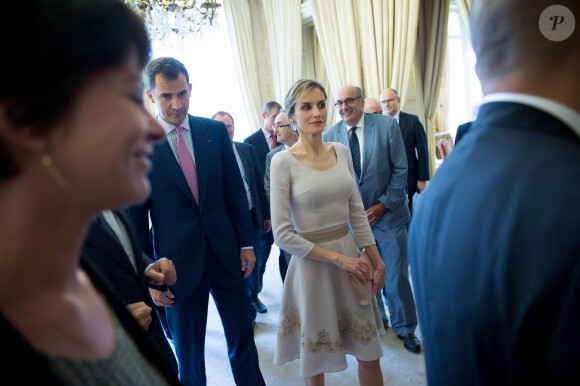 Le roi Felipe VI et la reine Letizia d'Espagne ont été reçus au Sénat par son président, Jean-Pierre Bel, le 22 juillet 2014 lors de leur visite inaugurale en France.