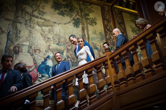 Le roi Felipe VI et la reine Letizia d'Espagne ont été reçus au Sénat par son président, Jean-Pierre Bel, le 22 juillet 2014 lors de leur visite inaugurale en France.