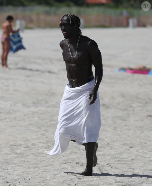 Bacary Sagna sur la plage de Miami durant ses vancances, le 23 juillet 2014