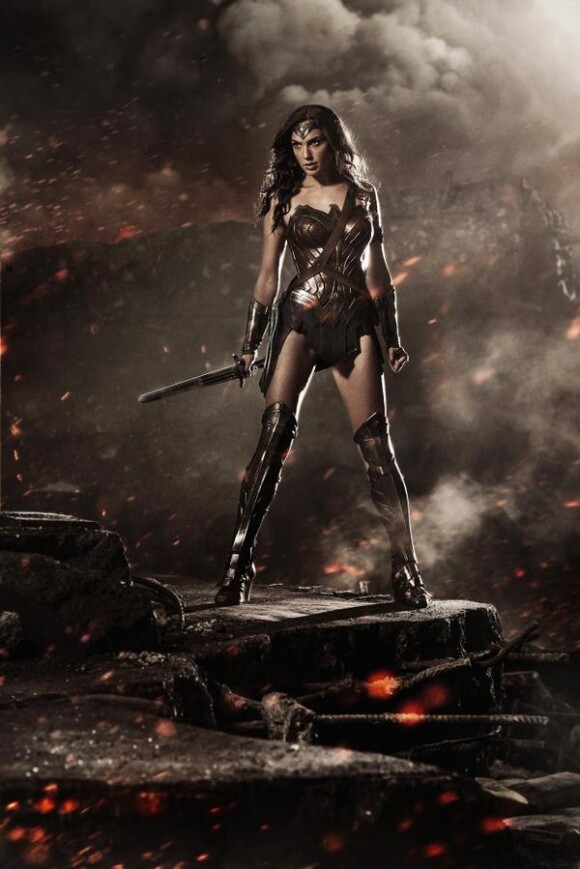 Gal Gadot en Wonder Woman telle qu'elle devrait apparaitre dans le prochain Batman v Superman : Dawn of Justice, photo publiée sur son compte Twitter le 26 juillet 2014
