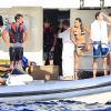 Michelle Rodriguez, Mohammed Al Turki, le mannequin Shanina Shaik et les frères Peter Jr. et Harry Brant passent leur après-midi sur un yacht. Ibiza, le 30 juillet 2014.