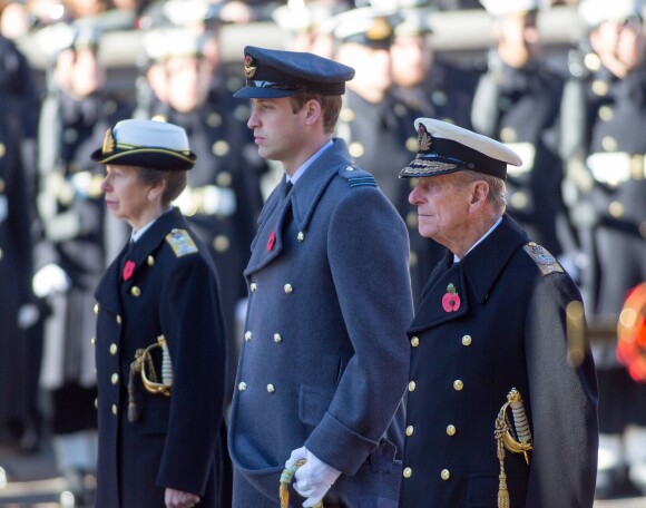La princesse Anne, le prince William et le prince Philip lors du Remembrance Day à Londres le 10 Novembre 2013