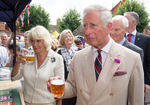 Le prince Charles et Camilla Parker Bowles étaient en visite le 29 juillet 2014 dans la ville d'Oakham, dans la comté de Rutland.