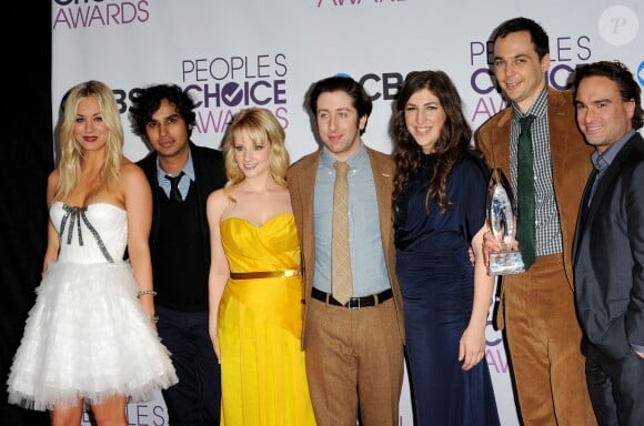 Kaley Cuoco et le stars de The Big Bang Theory aux People's Choice Awards à Los Angeles, le 9 janvier 2013.