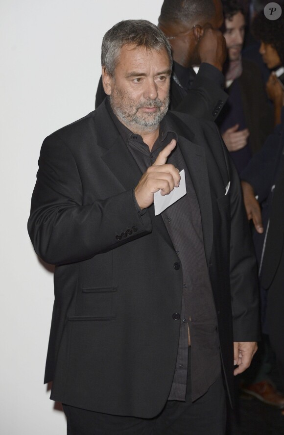 Luc Besson à Roissy en France le 16 octobre 2013.