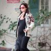 Exclusif - Rachel Bilson, enceinte, se rend dans un salon de manucure à Sherman Oaks, le 7 août 2014.