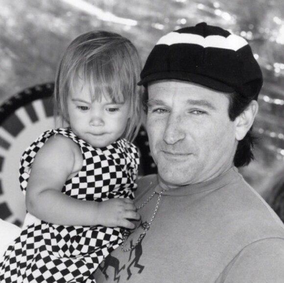 Robin Williams a posté cette photo le 31 juillet 2014 sur Instagram à l'occasion de l'anniversaire de sa fille Zelda Rae. Ce sera son ultime message, avant sa mort le 11 août.