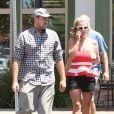  Britney Spears et son petit-ami David Lucado vont déjeuner au restaurant à Agoura Hills, le 11 août 2014.  