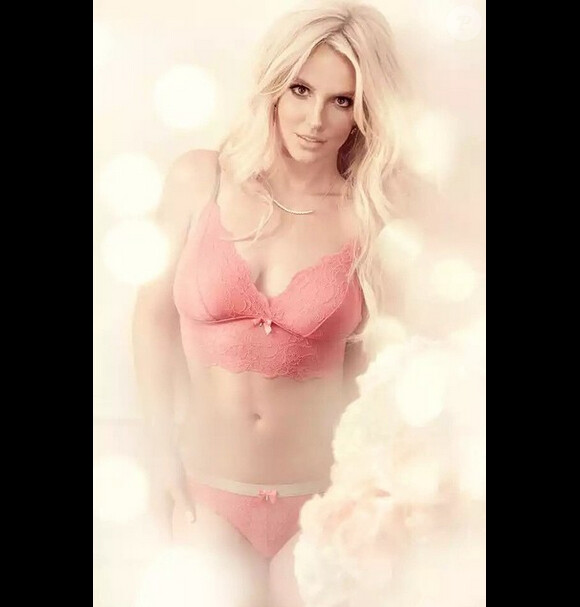 Britney Spears lance sa ligne de lingerie "The intimate Britney Spears".