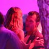 Antonio Banderas s'éclate en compagnie de ravissantes jeunes filles au restaurant "L'Opéra" à Saint-Tropez. Le 16 août 2014.