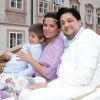 La soprano russe Anna Netrebko a fêté ses fiançailles avec le ténor azerbaïdjanais Yusif Eyvazov, en présence de son fils Tiago (5 ans), le 19 août 2014 à Salzbourg, en marge de sa participation au Festival dans le rôle de Leonora pour Il Trovatore de Verdi, avec Placido Domingo.