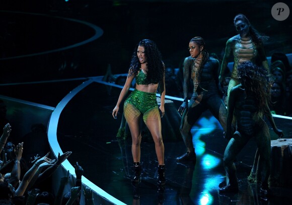 Nicki Minaj interprète Anaconda lors des MTV Video Music Awards 2014 au Forum. Inglewood, Los Angeles, le 24 août 2014.