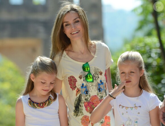 La reine Letizia d'Espagne, la princesse Leonor des Asturies et l'infante Sofia à La Raixa, le 11 août 2014 à Majorque
