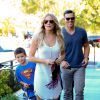 LeAnn Rimes, son mari Eddie Cibrian et ses enfants Mason et Jake vont au restaurant pour célébrer l'anniversaire de la chanteuse, le 27 août 2014.