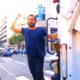  Cyril Hanouna arrive &agrave; bord d'un camion-poubelle pour la premi&egrave;re de la saison de Touche pas &agrave; mon poste, le lundi 1er septembre 2014 sur D8. 