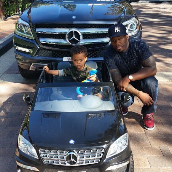 50 Cent a offert à son fils Sire une mini-Mercedes pour ses deux ans. Septembre 2014.