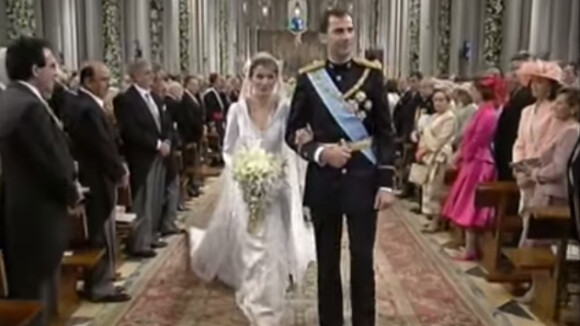 Letizia d'Espagne émue: Manuel Pertegaz, créateur de sa robe de mariée, est mort