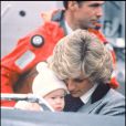  Le prince Harry et sa mère la princesse Diana à Aberdeen en mai 1985 