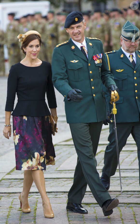 Le prince Frederik et la princesse Mary de Danemark assistent à la "Flag Day Parade" au palais Christianborg à Copenhague. Le 5 septembre 2014  Copenhagen, 05-09-2014 Crown Prince Frederik and Crown Princess Mary attend the Flag Day Parade at Christiansborg Palace05/09/2014 - Copenhague