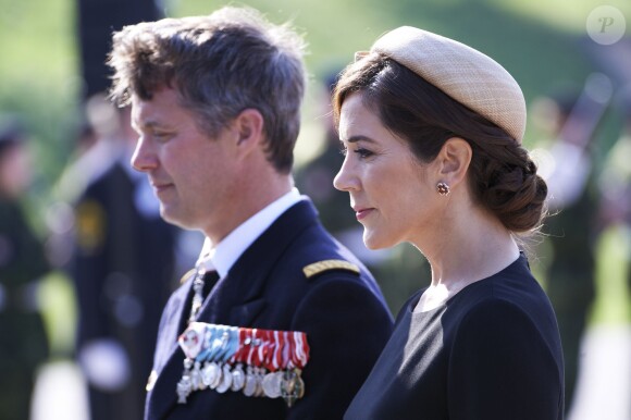 La princesse Mary et le prince Frederik de Danemark ont assisté le 5 septembre 2014, au Kastellet de Copenhague, à la cérémonie du jour du drapeau en commémoration des soldats danois tombés au champ d'honneur.