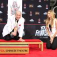  Mel Brooks lors de son hommage o&ugrave; il a laiss&eacute; ses empreintes devant le TCL Chinese Theater &agrave; Hollywood le 8 septembre 2014 