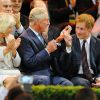 Le prince Harry, entouré du prince William, du prince Charles et de Camilla Parker Bowles, duchesse de Cornouailles, a assisté à la cérémonie d'ouverture des Invictus Games au stade olympique de Londres. Le 10 septembre 2014  Prince Harry with his guests father, Prince Charles, brother Prince William and Camilla Duchess of Cornwall at the open ing ceremony of the Invictus Games at London's Olympic Park - 10th September 201410/09/2014 - Londres