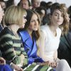 Anna Wintour, Sarah Jessica Parker et Rooney Mara lors du défilé Calvin Klein Collection printemps-été 2015 aux Spring Studios. New York, le 11 septembre 2014.