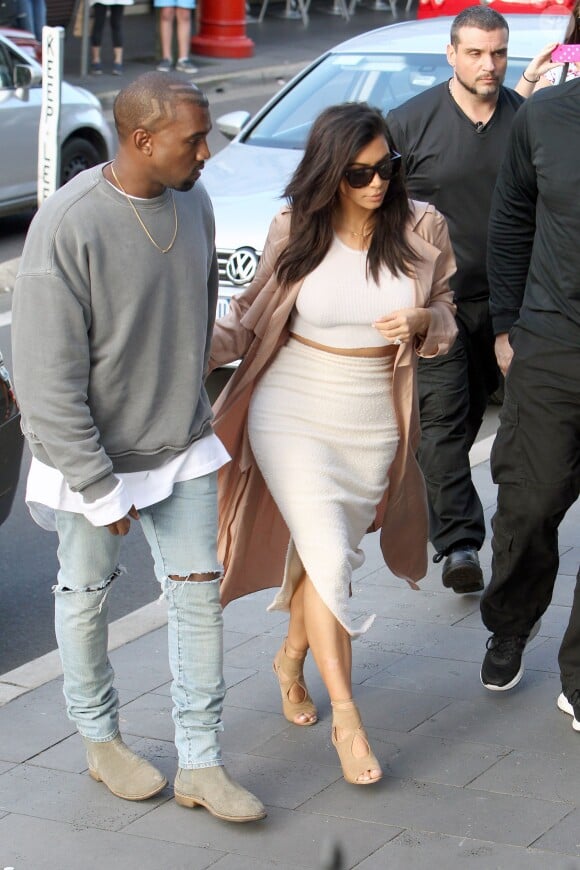 Kim Kardashian et Kanye West font du shooping à Sydney, le 14 septembre 2014.