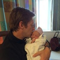 Kevin Rahm (Mad Men) est papa : Sa belle Amy a accouché