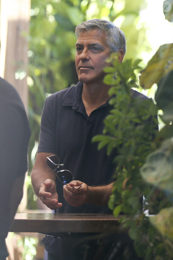 George Clooney au Cafe Habana de Malibu, Los Angeles, le 11 mai 2014.