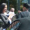 Zoe Saldana enceinte, porte le bébé de sa soeur Mariel Saldana, à Los Feliz, le 23 septembre 2014.