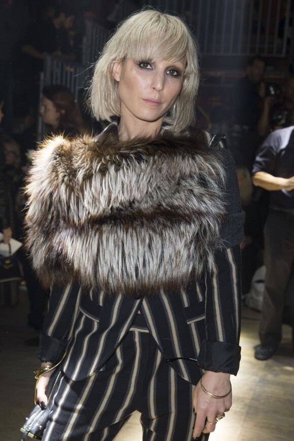 Noomi Rapace au défilé Lanvin prêt-à-porter collection Printemps-Eté 2015 lors de la Fashion Week à Paris, le 25 septembre 2014. 