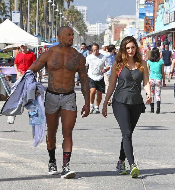 Kelly Brook et son petit ami David McIntosh vont faire de la gym avant d'aller se baigner à Miami, le 12 février 2014.
